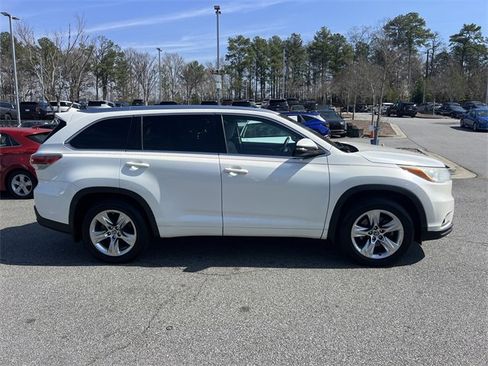 Used 2016 Toyota Highlander Limited image 8