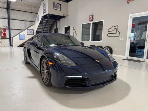 Used 2017 Porsche 718 Cayman S RWD image 44