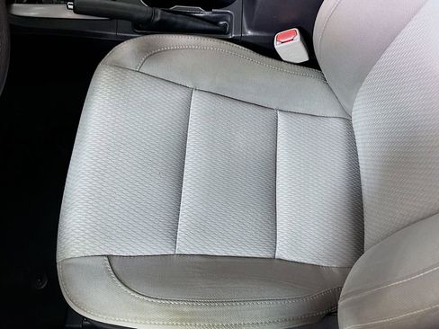 Used 2014 Toyota Corolla LE image 17