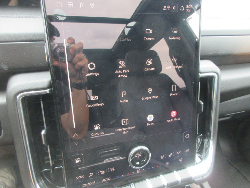 New 2027 GMC Yukon Denali w/ Denali Reserve Package AWD/4WD image 19