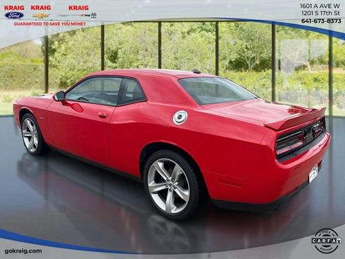 Used 2018 Dodge Challenger R/T w/ Driver Convenience Group RWD image 7