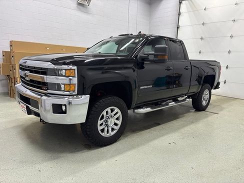 Used 2018 Chevrolet Silverado 2500 LT w/ All Star Edition AWD/4WD image 7