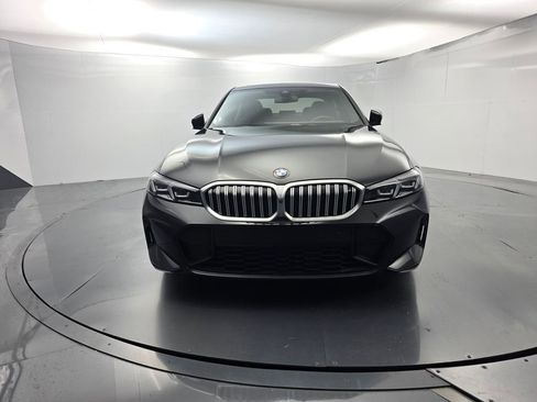 Used 2024 BMW 330i Sedan w/ M Sport Package RWD image 2