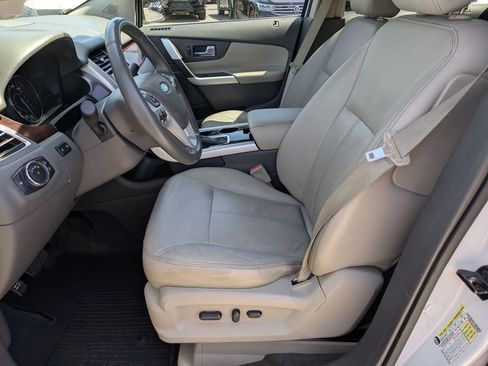 Used 2012 Ford Edge Limited w/ Vision Pkg FWD image 12