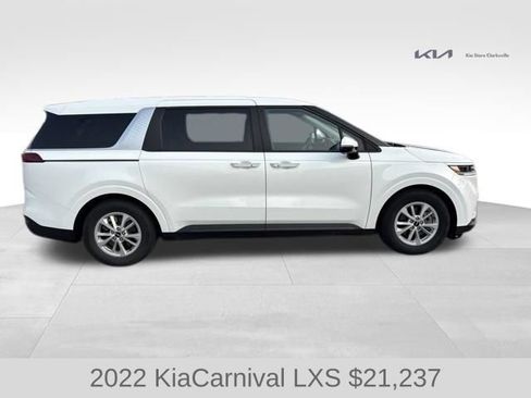Used 2022 Kia Carnival LX FWD image 9