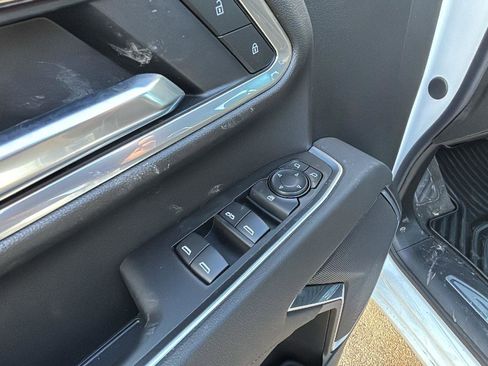 New 2026 GMC Sierra 2500 SLE w/ SLE Value Package; image 12