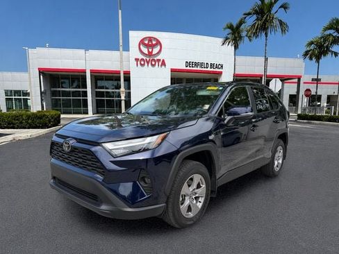 Used 2025 Toyota RAV4 XLE FWD image 3