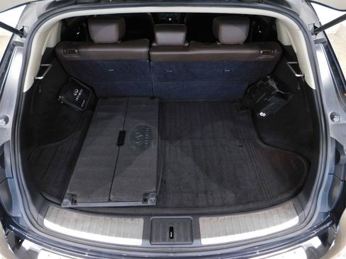 Used 2010 INFINITI FX35 AWD w/ Technology Pkg image 79