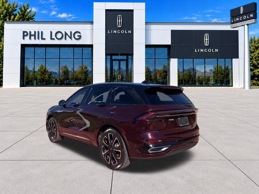Used 2024 Lincoln Nautilus Reserve w/ Equipment Group 202A AWD/4WD image 6