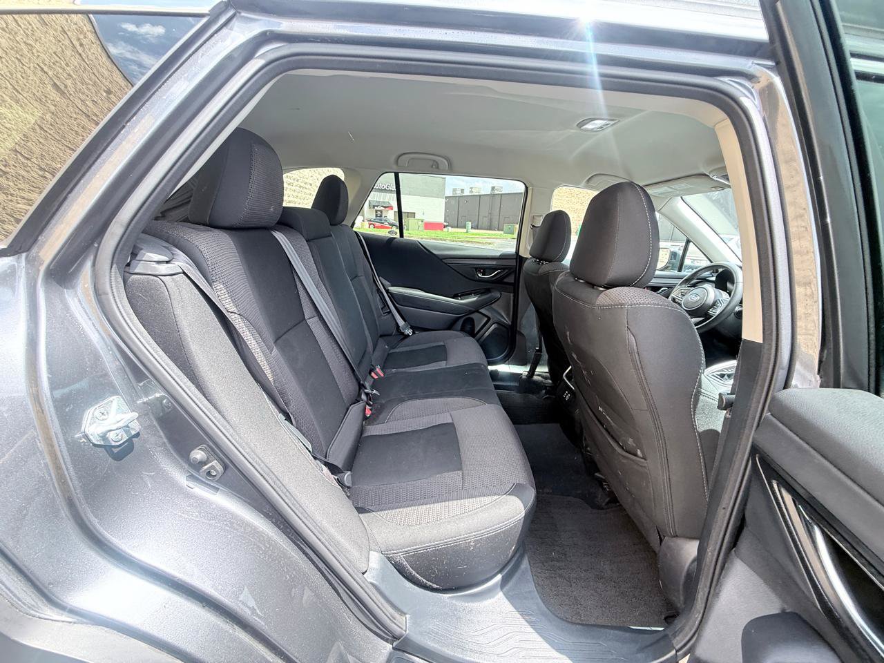 Used 2023 Subaru Outback Premium AWD/4WD image 12