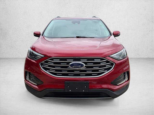 Used 2023 Ford Edge Titanium AWD/4WD image 2