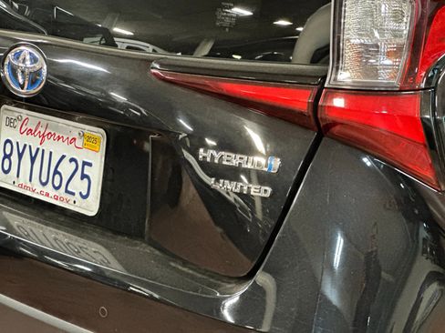 Used 2022 Toyota Prius Limited image 26