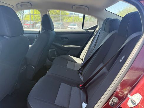 Used 2025 Nissan Sentra SV FWD image 10