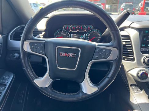 Used 2019 GMC Yukon XL SLT AWD/4WD image 29