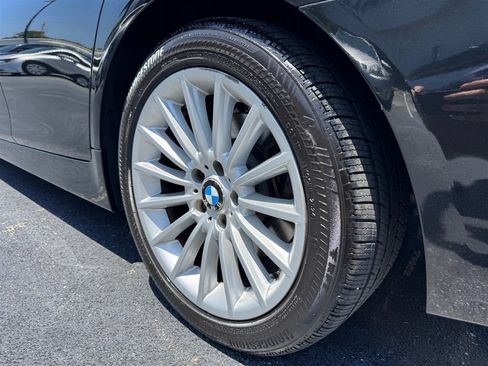 Used 2011 BMW 535i xDrive Sedan AWD/4WD image 10