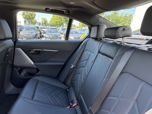 Certified 2024 BMW i5 eDrive40i w/ Convenience Package RWD image 32