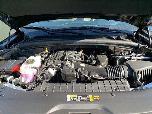 New 2025 Jeep Grand Cherokee Limited w/ Black Appearance Package image 13