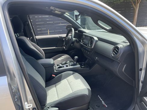 Used 2023 Toyota Tacoma TRD Sport AWD/4WD image 7