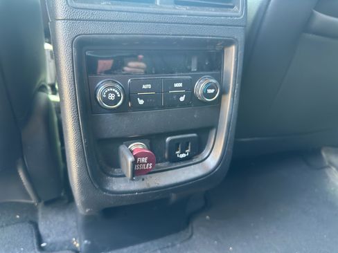 Used 2017 Buick Envision Essence w/ LPO, Hit The Road Package FWD image 16