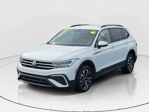 Certified 2023 Volkswagen Tiguan S FWD image 27