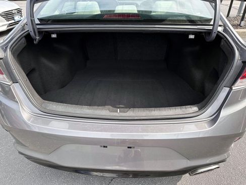 Used 2018 Hyundai Sonata SE FWD image 7