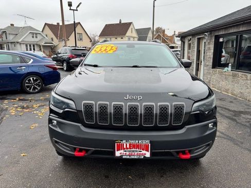 Used 2019 Jeep Cherokee Trailhawk w/ Cold Weather Group image 2
