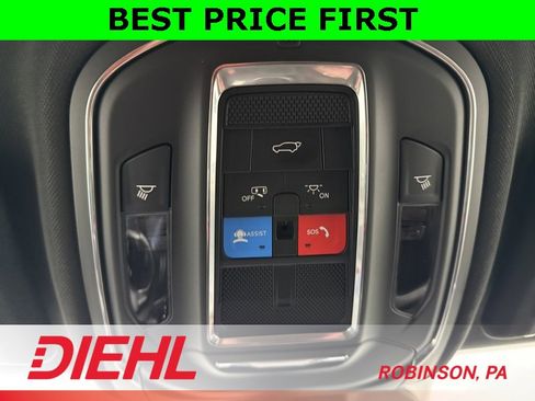 New 2026 Jeep Grand Cherokee Altitude image 32