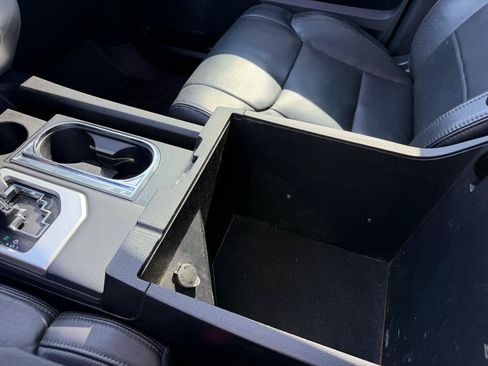 Used 2014 Toyota Tundra Platinum AWD/4WD image 28