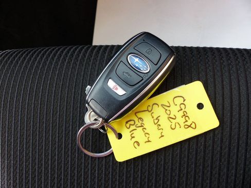 Used 2025 Subaru Legacy Premium w/ Popular Package #1A AWD/4WD image 44