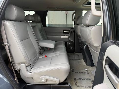 Used 2008 Toyota Sequoia Limited AWD/4WD image 30