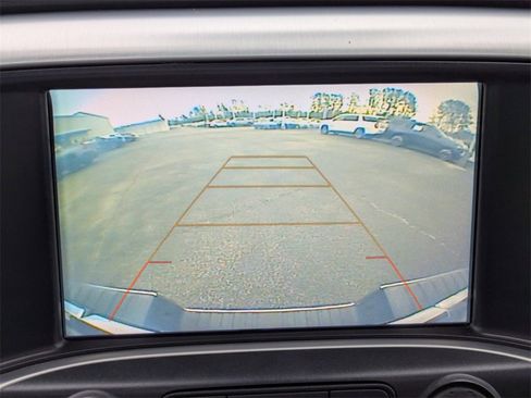 Used 2018 GMC Sierra 1500 SLT image 21