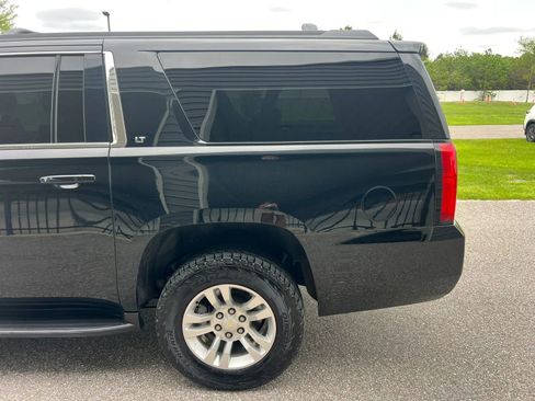 Used 2019 Chevrolet Suburban LT AWD/4WD image 6