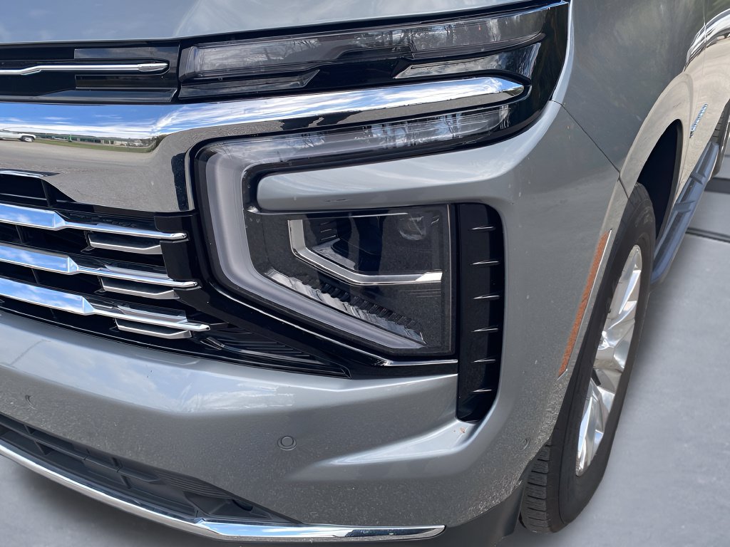 Used 2026 Chevrolet Suburban Premier w/ Sun And Tow Package AWD/4WD image 39