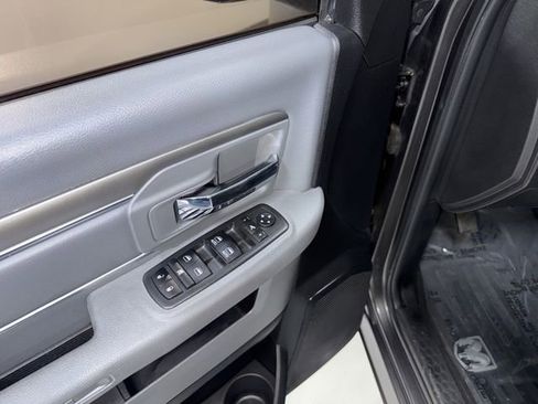 Used 2018 RAM 1500 Big Horn image 9