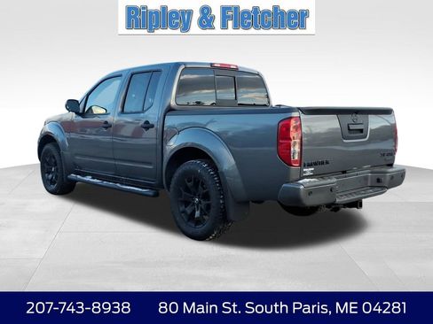 Used 2020 Nissan Frontier SV w/ Midnight Edition Floor Mats AWD/4WD image 7