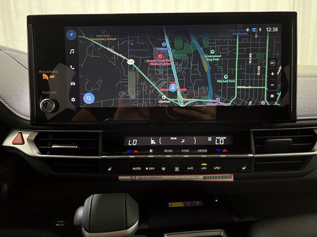 Certified 2026 Toyota Sienna XLE Woodland Edition AWD/4WD image 21