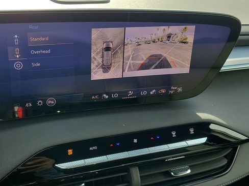 Used 2025 Buick Enclave Sport Touring w/ Power Package image 32