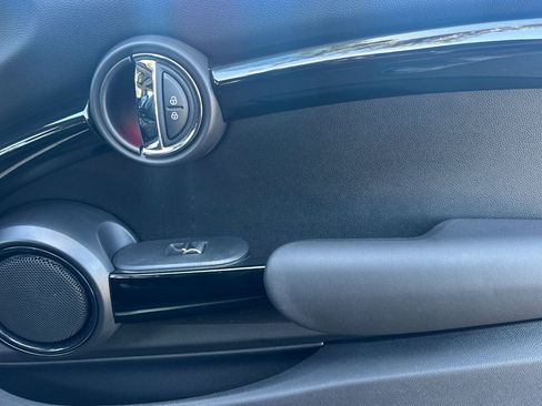 Used 2019 MINI Cooper S FWD image 18