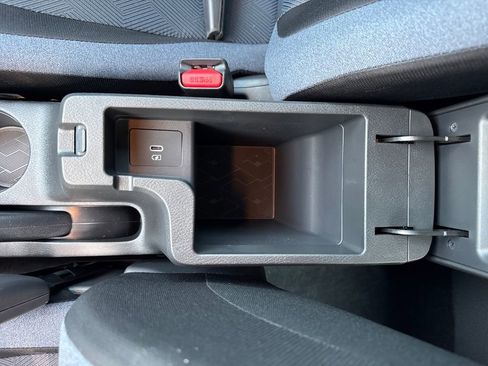 New 2025 Nissan Versa SV w/ Trunk Package image 24