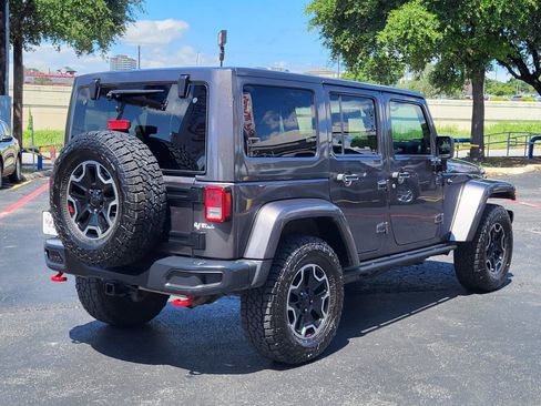 Used 2014 Jeep Wrangler Unlimited Rubicon AWD/4WD image 4