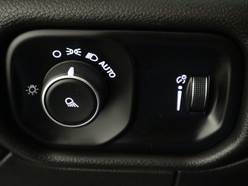 Used 2023 RAM 2500 Big Horn image 31