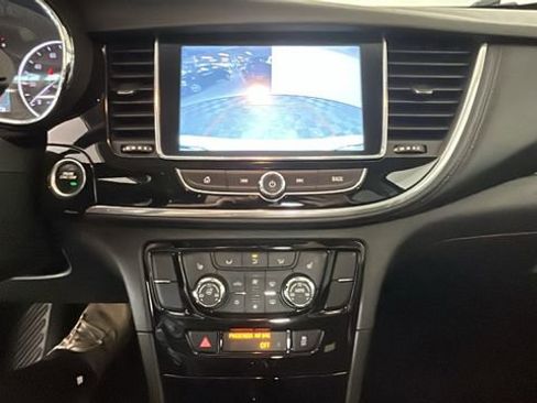 Used 2019 Buick Encore Essence FWD image 25