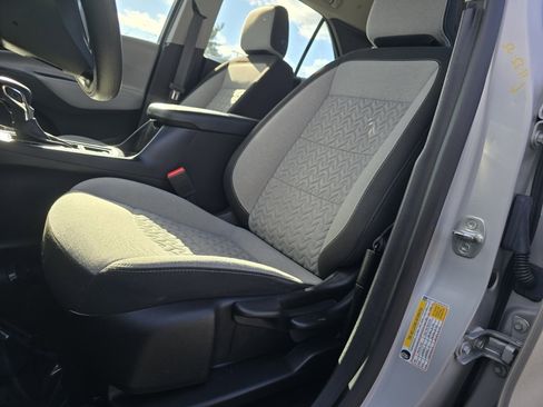Used 2022 Chevrolet Equinox LS w/ LPO, Floor Liner Package image 20