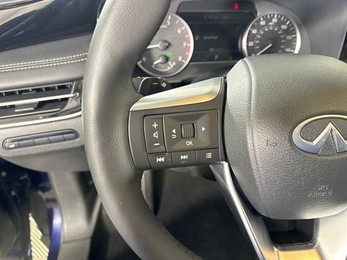 Used 2023 INFINITI QX60 Pure image 15