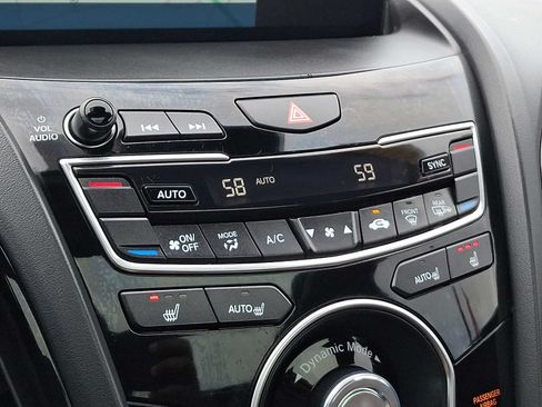 Certified 2024 Acura RDX SH-AWD w/ Technology Package image 16
