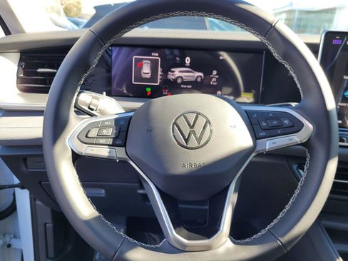 New 2026 Volkswagen Tiguan SE AWD/4WD image 18