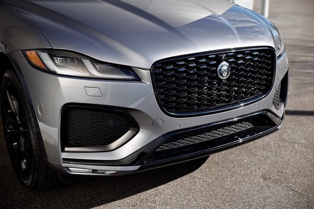 New 2026 Jaguar F-PACE R-Dynamic S AWD/4WD image 7