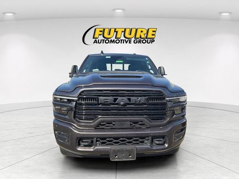 Used 2025 RAM 2500 Laramie AWD/4WD image 2