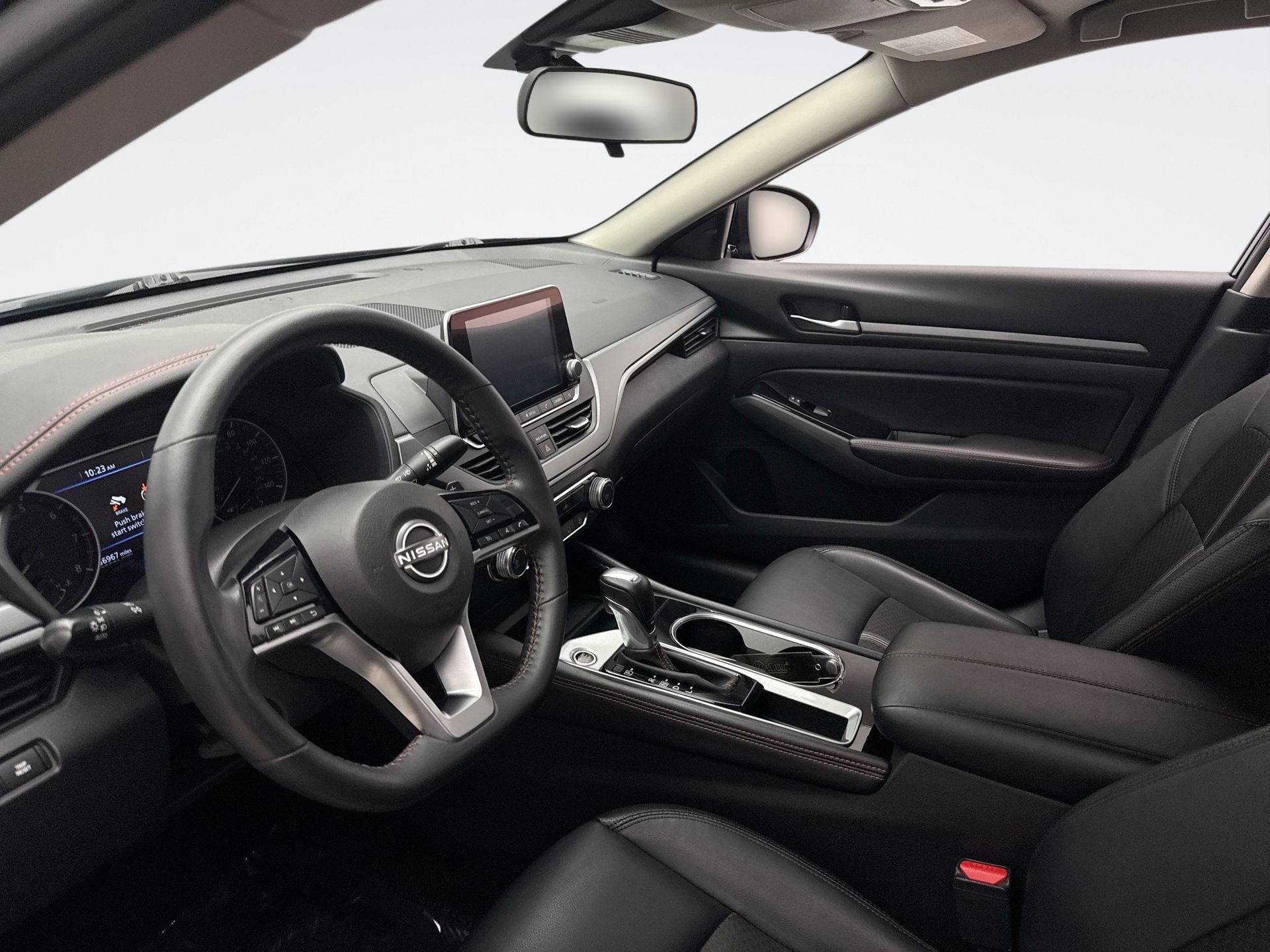 Used 2024 Nissan Altima 2.5 SR FWD image 10