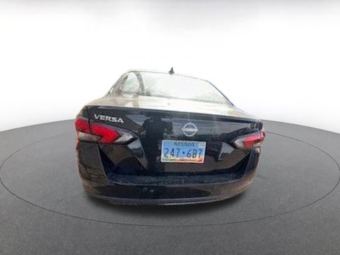 Used 2025 Nissan Versa SV image 8